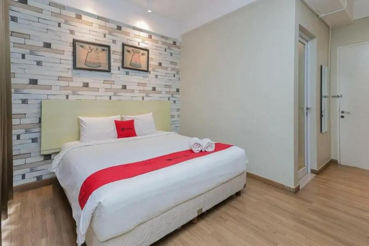 Reddoorz Plus At Riverside Malang Exterior foto